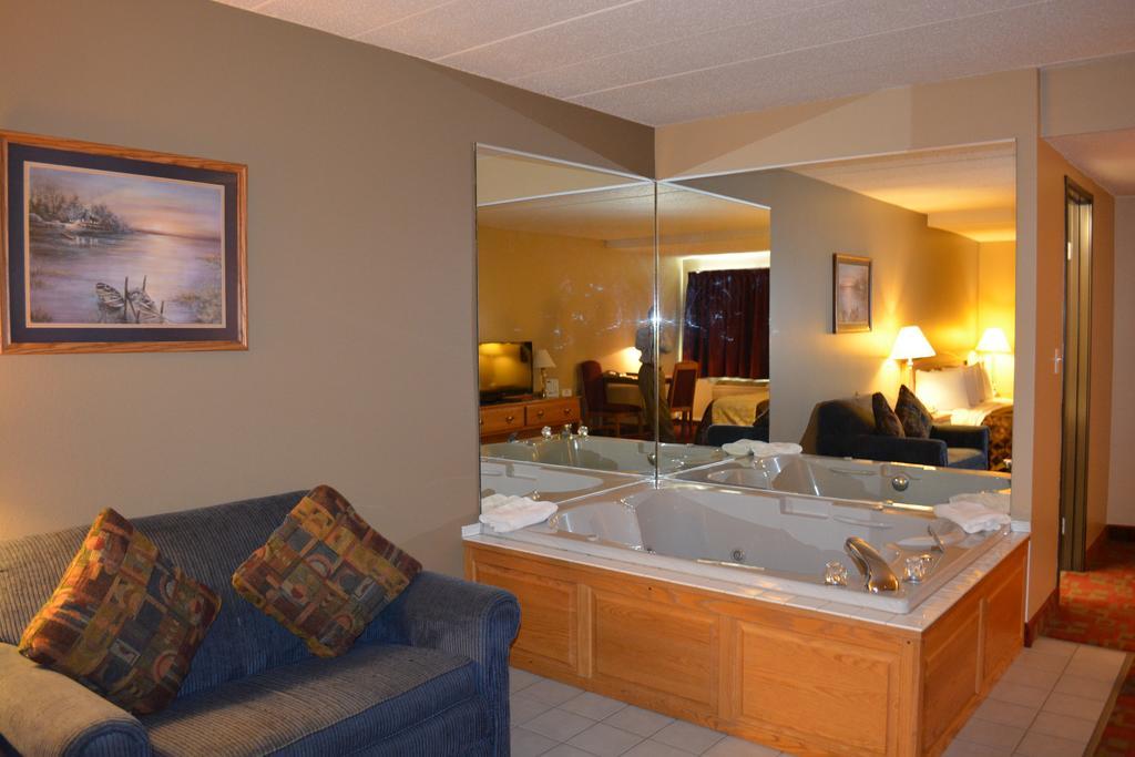 Travelodge By Wyndham Grand Forks Extérieur photo