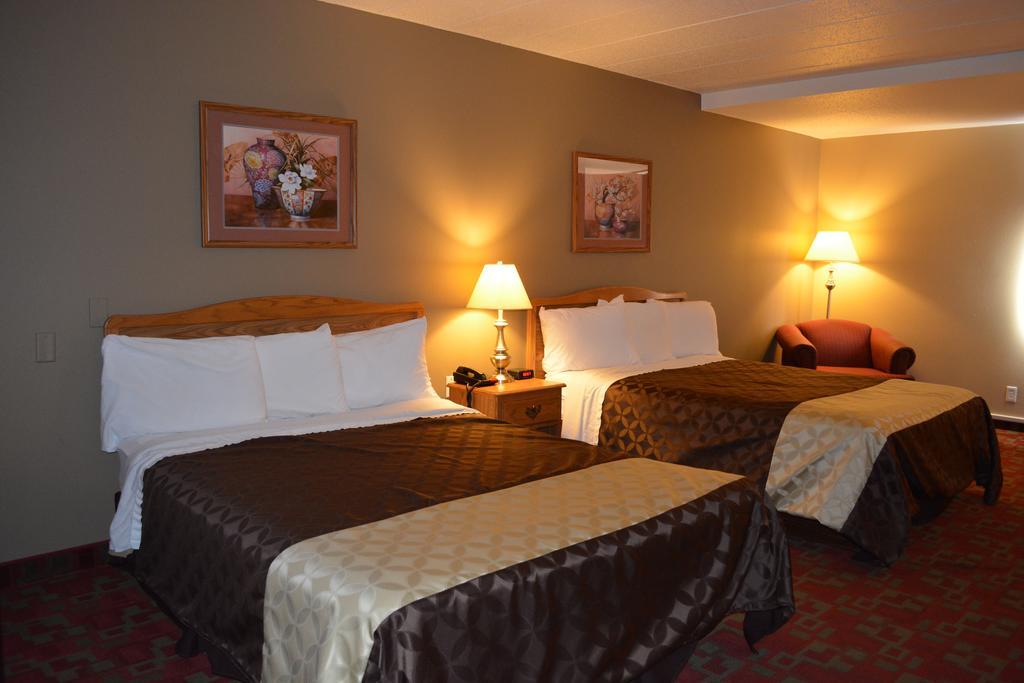 Travelodge By Wyndham Grand Forks Extérieur photo