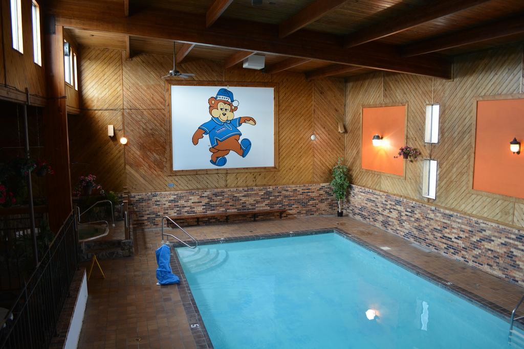 Travelodge By Wyndham Grand Forks Extérieur photo