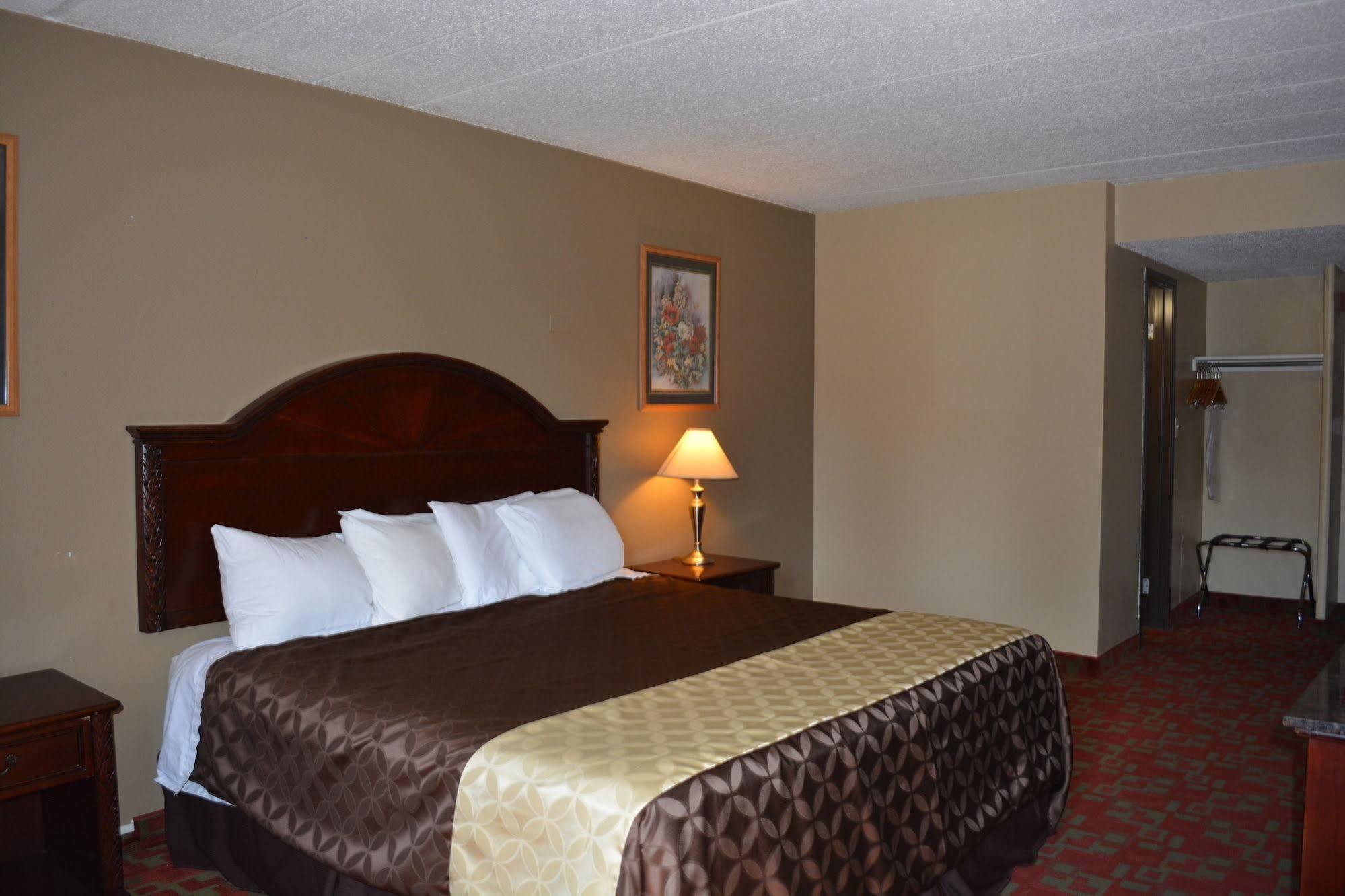Travelodge By Wyndham Grand Forks Extérieur photo
