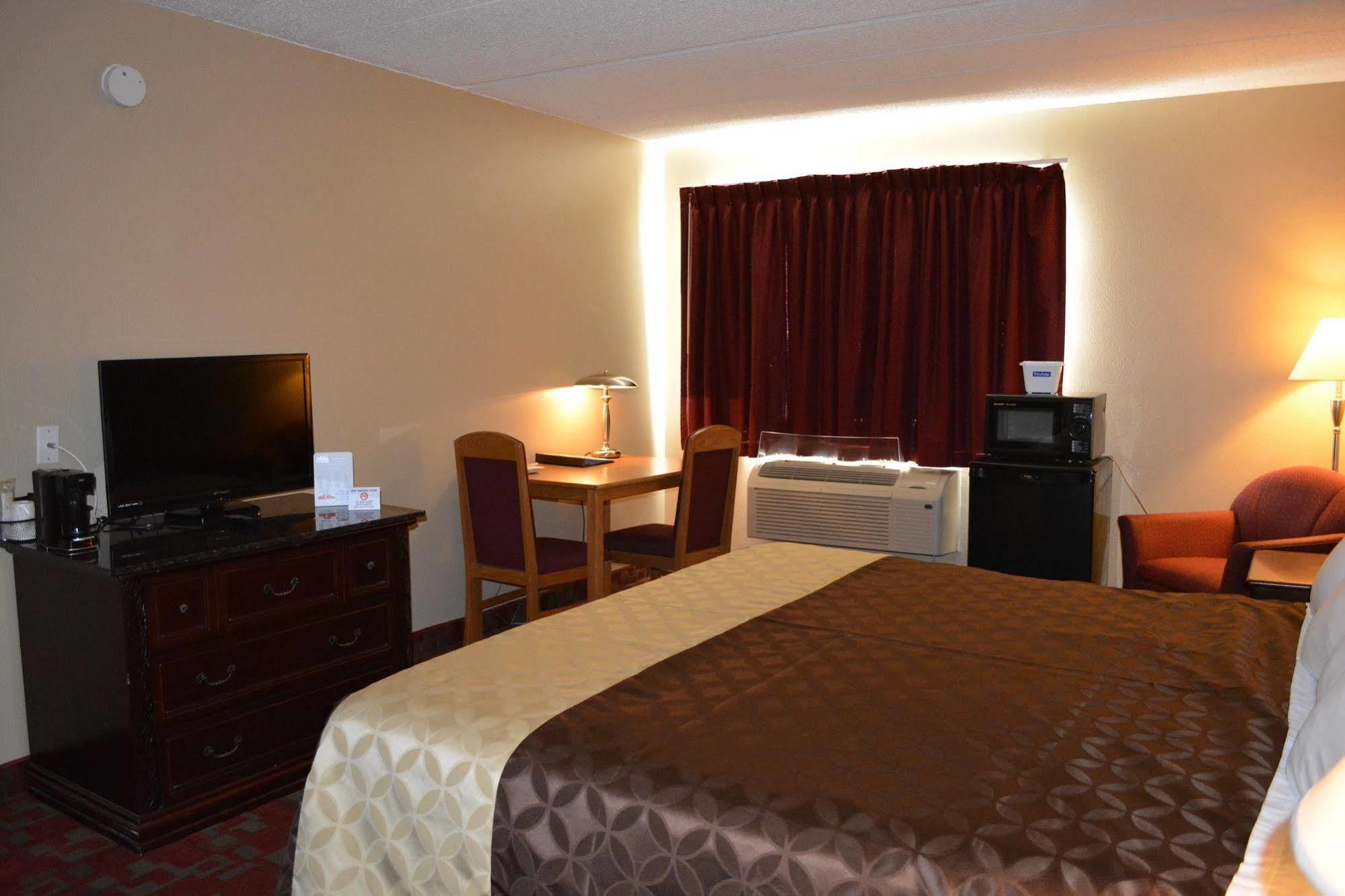 Travelodge By Wyndham Grand Forks Extérieur photo